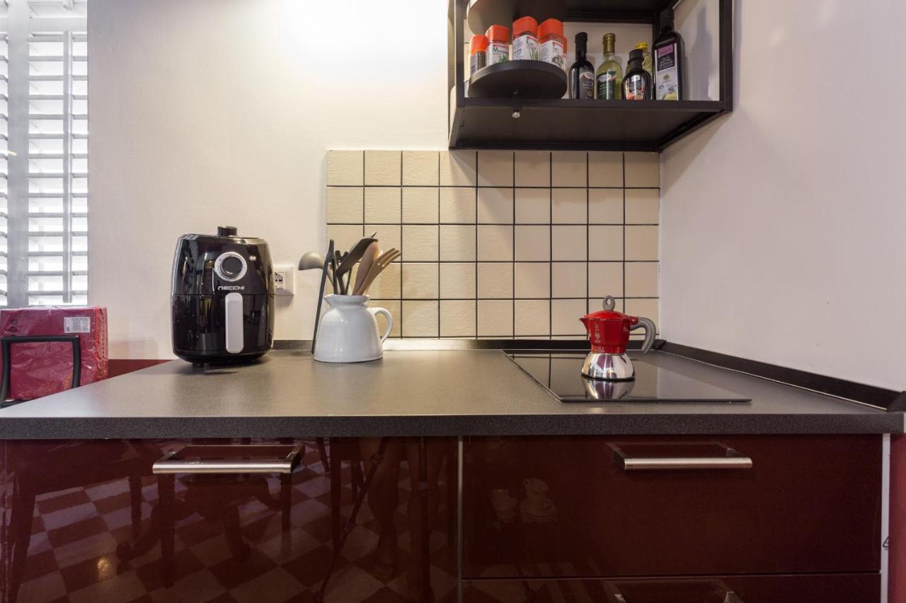 La Casa Di Gatsby Lusso In Pieno Centro Con Parcheggio Apartman Gorizia Kültér fotó